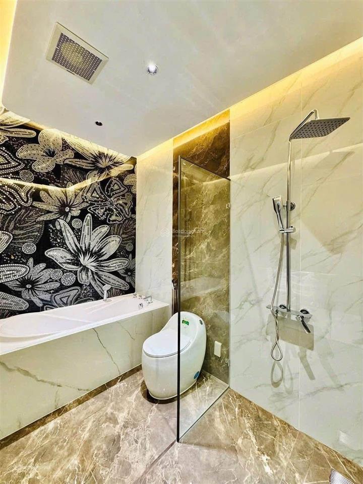 Hạ giá cho căn nhà hxh sau căn mt phường trung tâm gò vấp