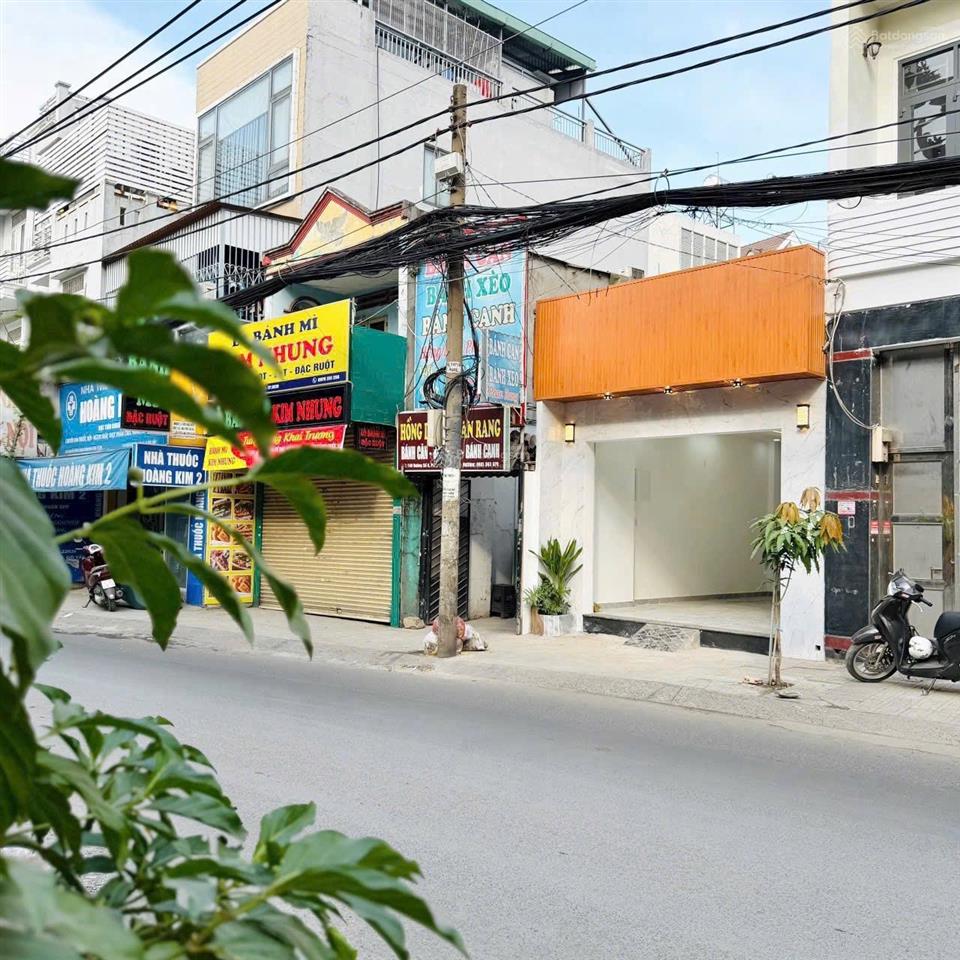 Cho thuê mặt bằng mặt tiền đường số 8 kd thuận tiện