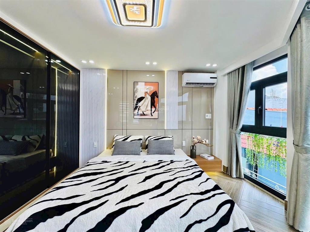 Bán căn góc 2mt giá tốt xe hơi đậu cửa khu dân cư văn minh