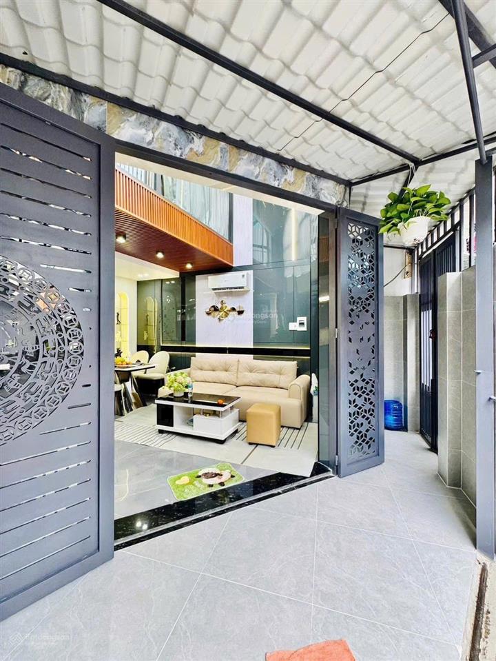 Bán căn góc 2mt giá tốt xe hơi đậu cửa khu dân cư văn minh