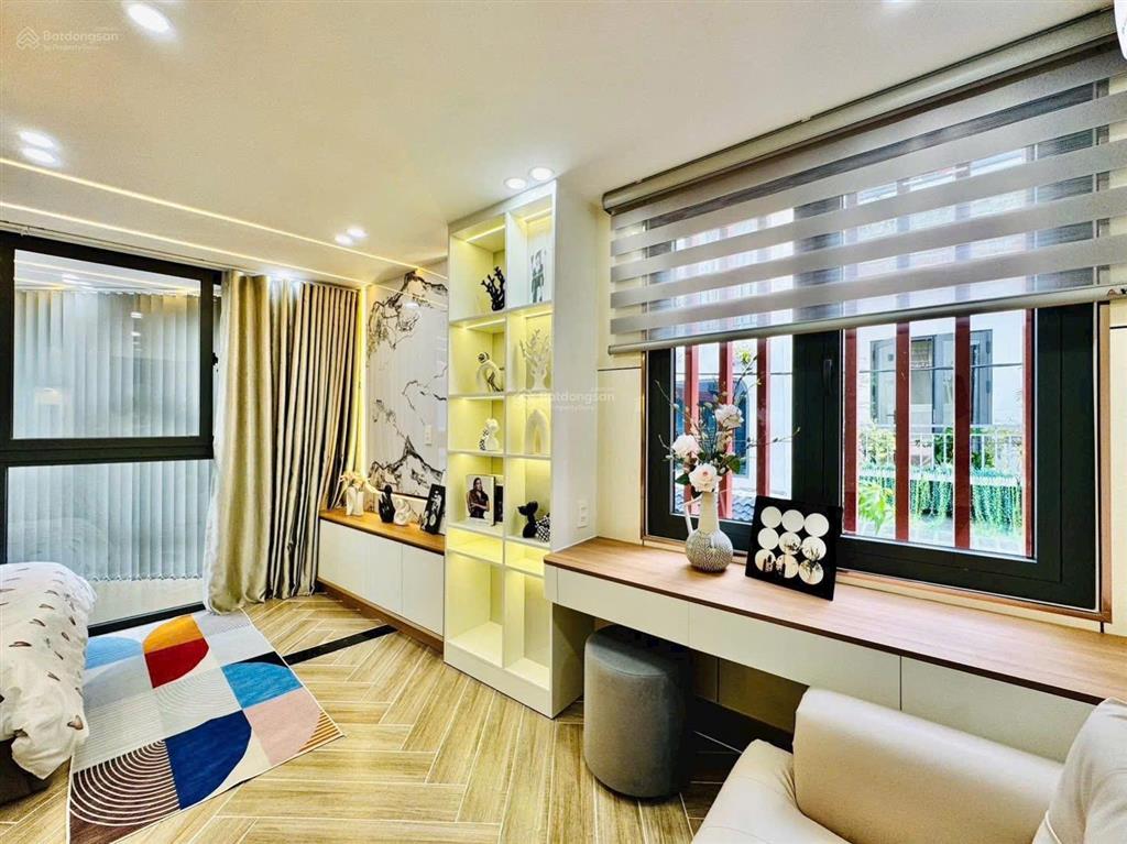 Bán căn góc 2mt giá tốt xe hơi đậu cửa khu dân cư văn minh