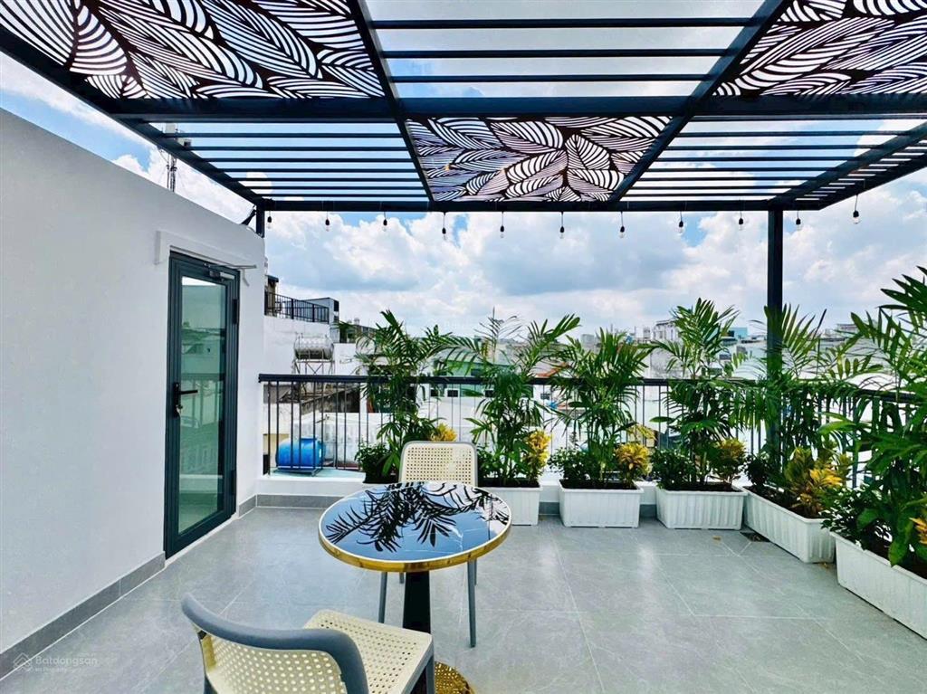 Bán căn góc 2mt giá tốt xe hơi đậu cửa khu dân cư văn minh
