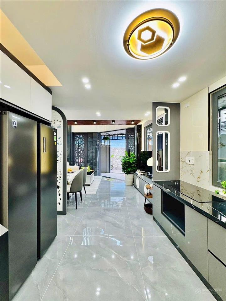 Bán căn góc 2mt giá tốt xe hơi đậu cửa khu dân cư văn minh
