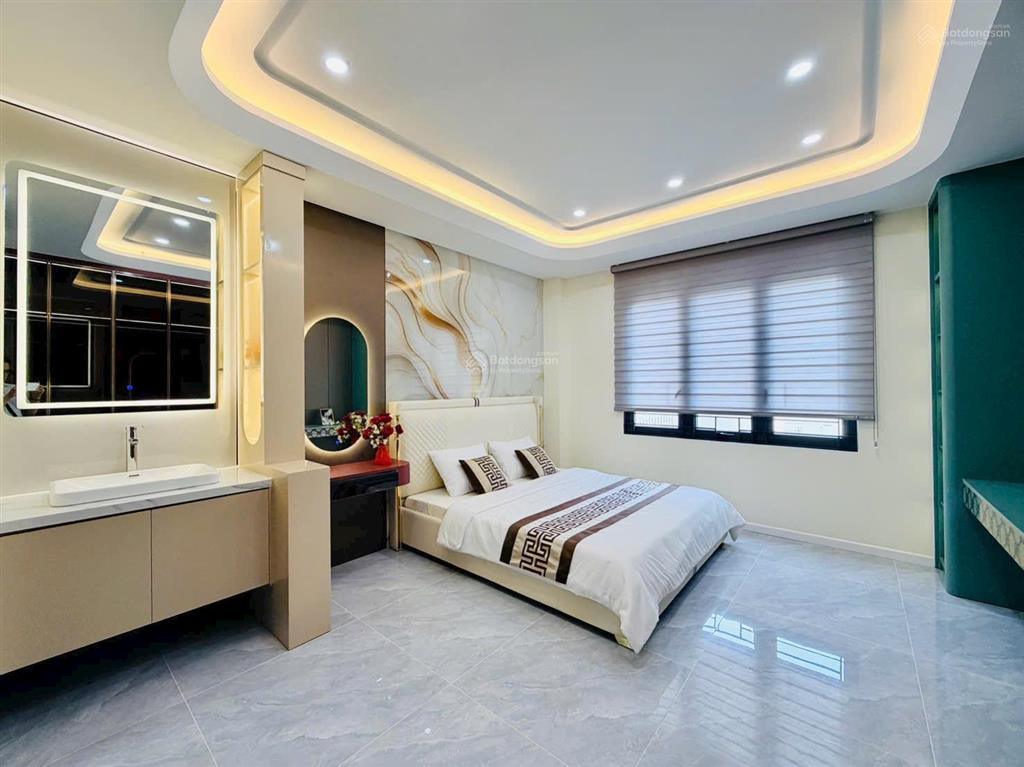 Bán siêu phẩm thang máy giá tốt ngay chợ cầu quang trung  giáp gò vấp