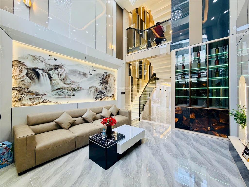 Bán siêu phẩm thang máy giá tốt ngay chợ cầu quang trung  giáp gò vấp