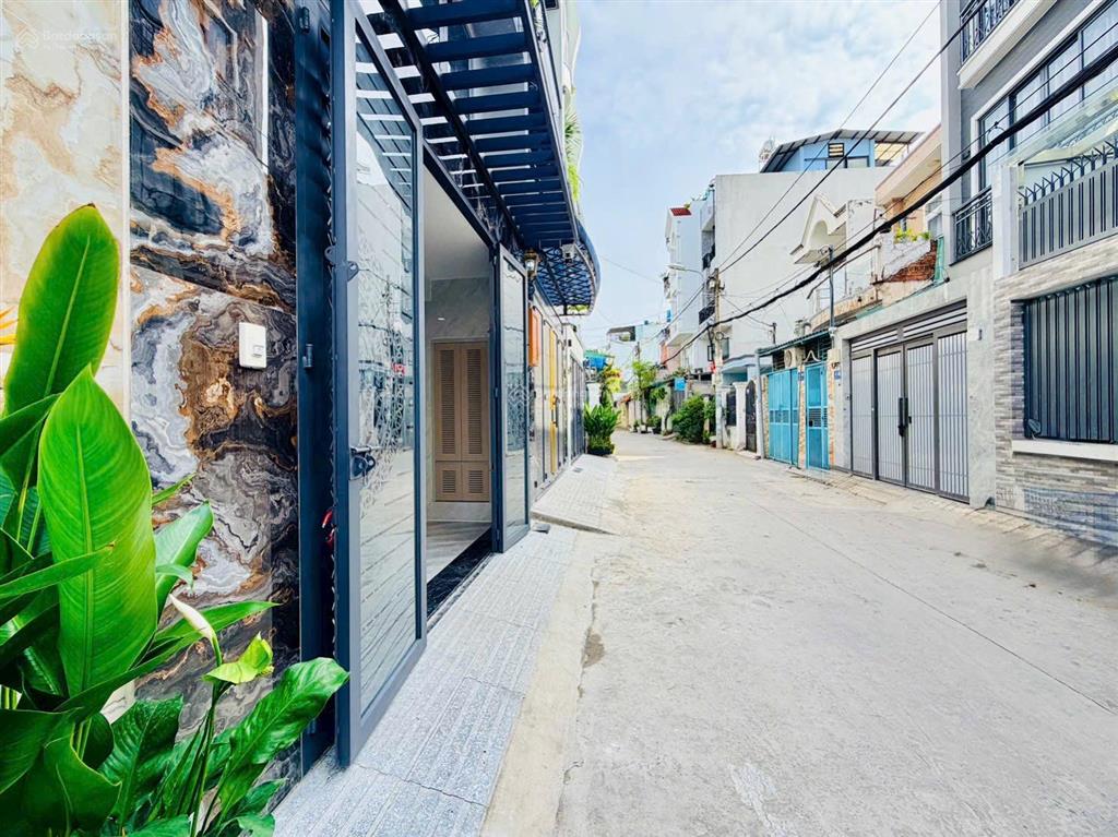Bán siêu phẩm thang máy giá tốt ngay chợ cầu quang trung  giáp gò vấp