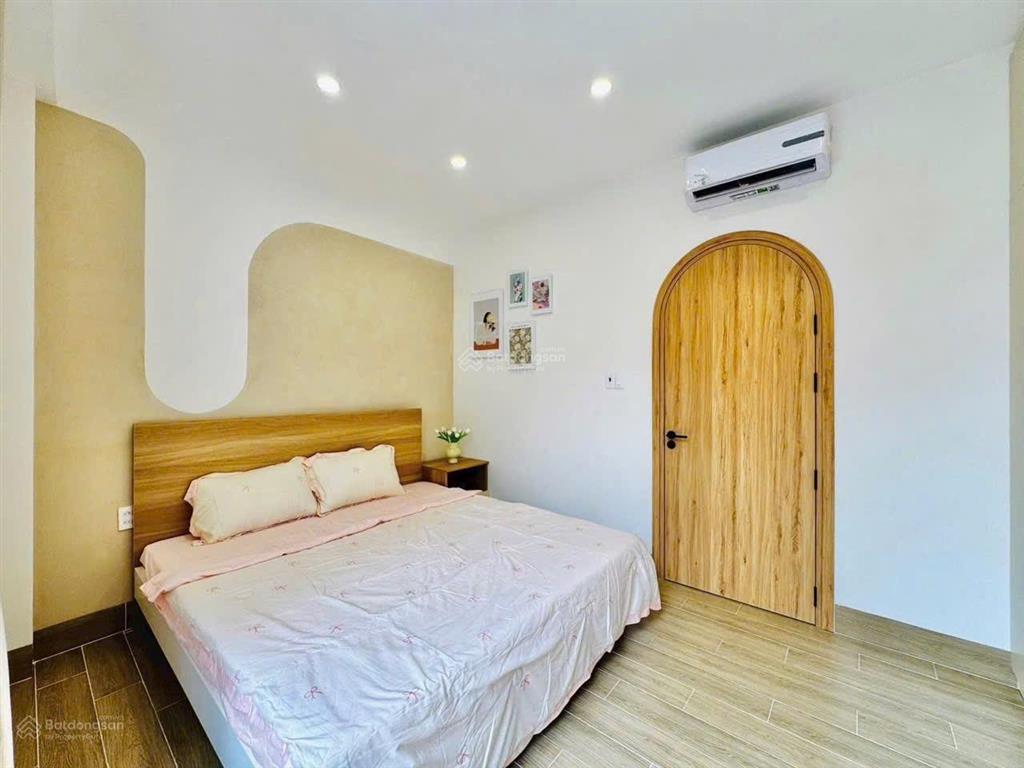 Giảm rất mạnh cho căn khu phân lô xe hơi ngủ trong nhà  hẻm xe tải lưu thông ngay mt