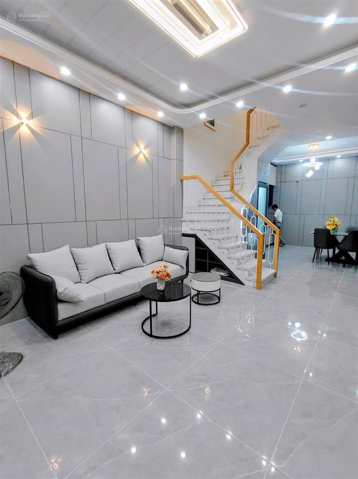 Giảm nhẹ 200tr  cho căn hẻm thông  kế bên nhà ga t3  4 phòng ngủ