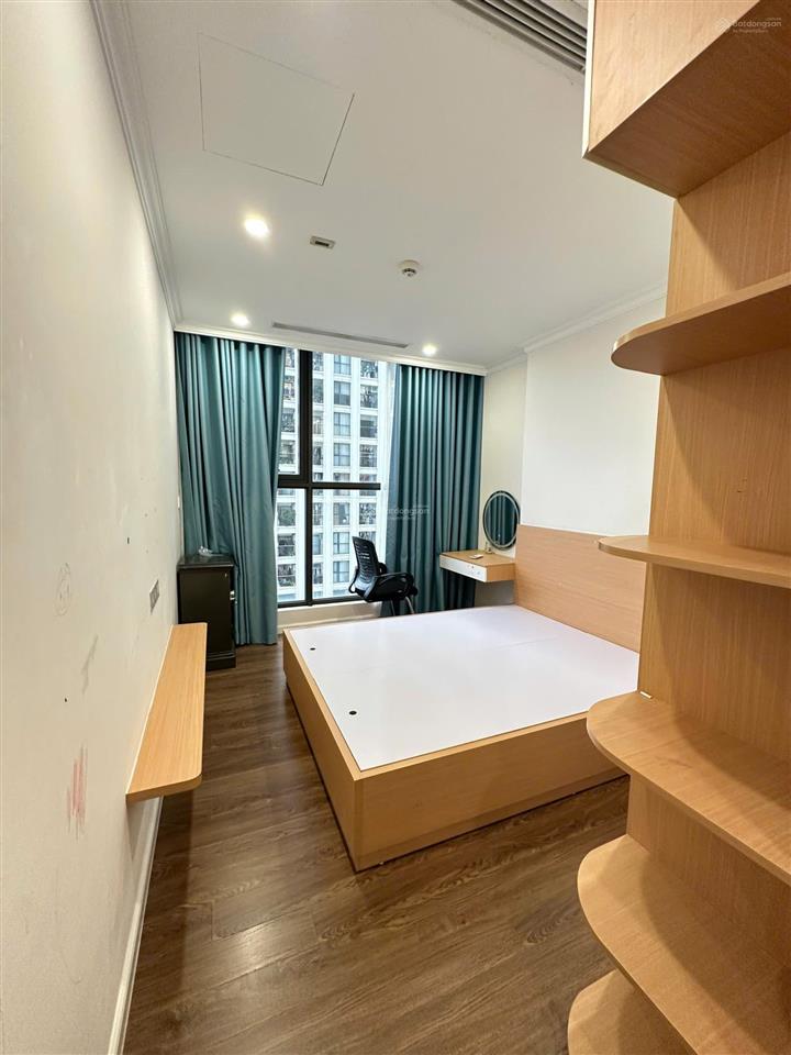 Chính chủ chuyển nhượng chcc cao cấp trung tâm quận tây hồ, căn góc, full đồ, giá rẻ!