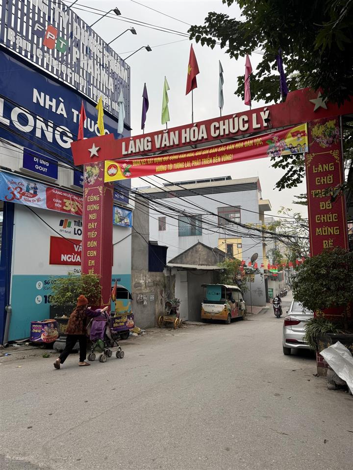 Chính chủ gửi bán 76m lô góc gần bệnh viện đa khoa chương mỹ ô tô đỗ cửa