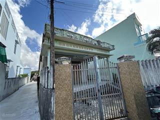 Lô đất 3 mặt tiền lò 3, đông hoà giá chỉ 12 triệu