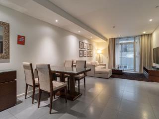 Bán căn hộ 2 ngủ Watermark 90m2 phong cách hiện đại như ảnh - 0974606535