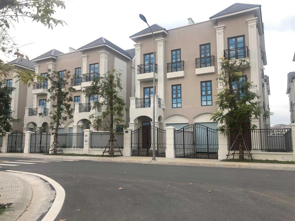Bán nhanh biệt thự song lập 200m2 khu an ninh khép kín bảo vệ 24/7 26.5 tỷ  0938 703 ***