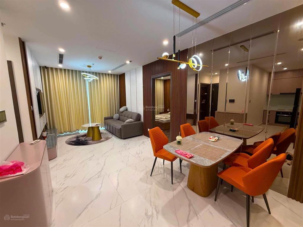 The beverly  căn hộ view trọn công viên 36ha, full nội thất sang trọng  giá 6,8 tỷ!