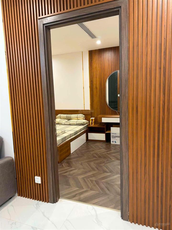 The beverly  căn hộ view trọn công viên 36ha, full nội thất sang trọng  giá 6,8 tỷ!