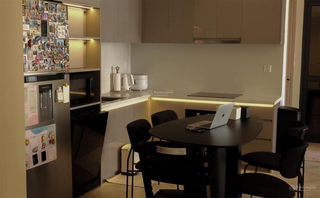 Chính chủ  nhà nội thất đẹp  2pn masteri centre point. dt 72m2. giá chỉ 5,9 tỷ