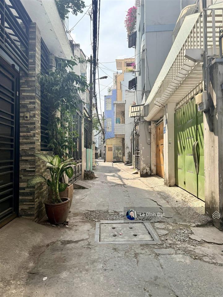 Nhỉnh 6 tỷ có ngay nhà khu pl phú nhuận  45m2, 2 tầng, 2 mặt thoáng  quá hấp dẫn.