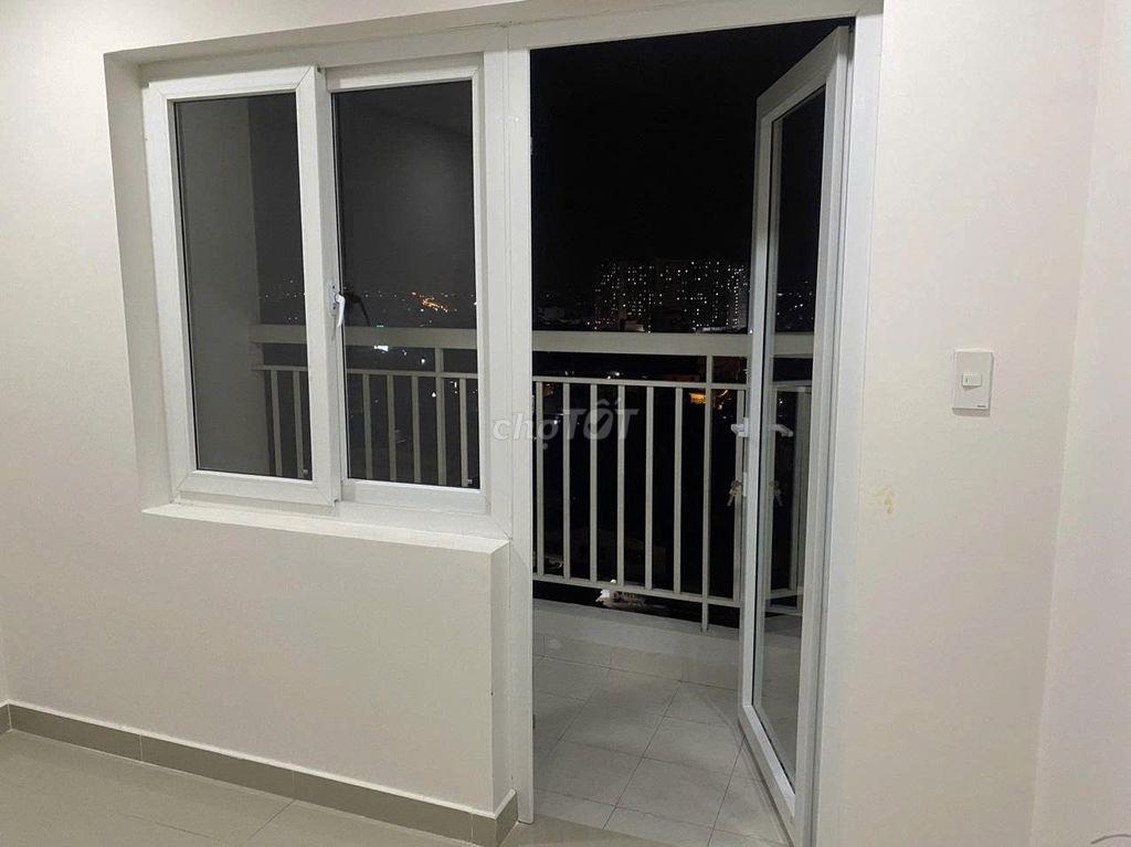 Chung cư Depot Tham Lương (Moscow Tower) cho thuê 3 phòng,90m2 ở liền