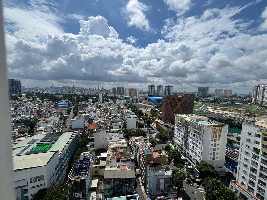 Chung cư Lữ Gia Plaza cho thuê căn 100m2, 3 phòng,1 số nội thất ở liền