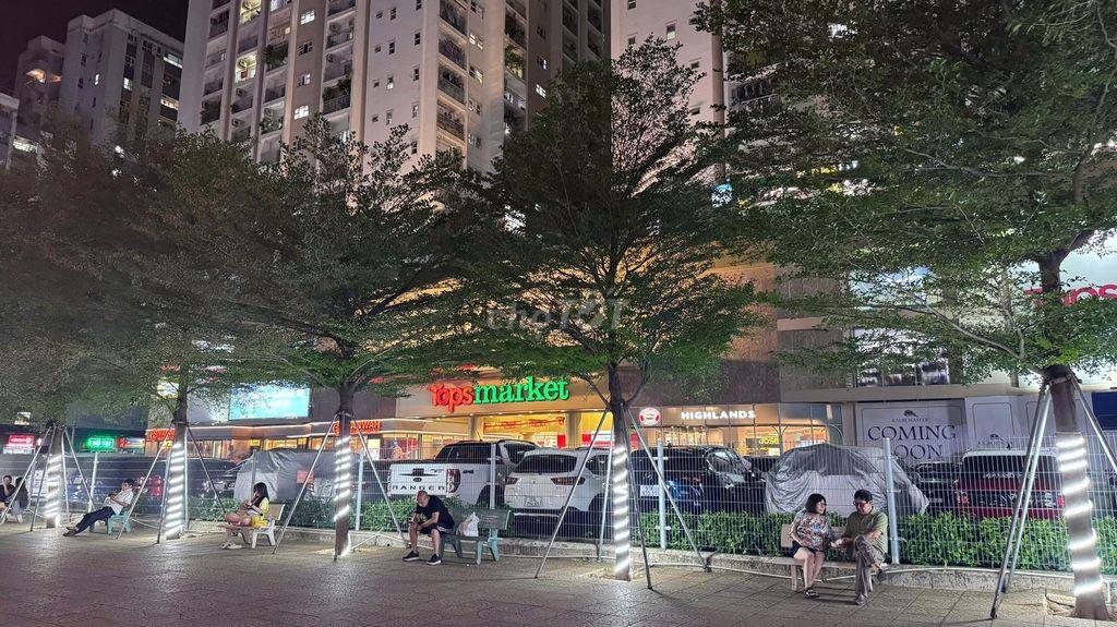 Chung cư Oriental Plaza Tân Phú cho thuê căn 2 phòng 78m2 giá 12tr/th