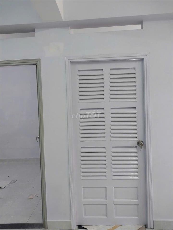 Chung cư  Bàu Cát 2 cần cho thuê căn 2 phòng, 55m2 lầu 1 ở liền 8Triệu