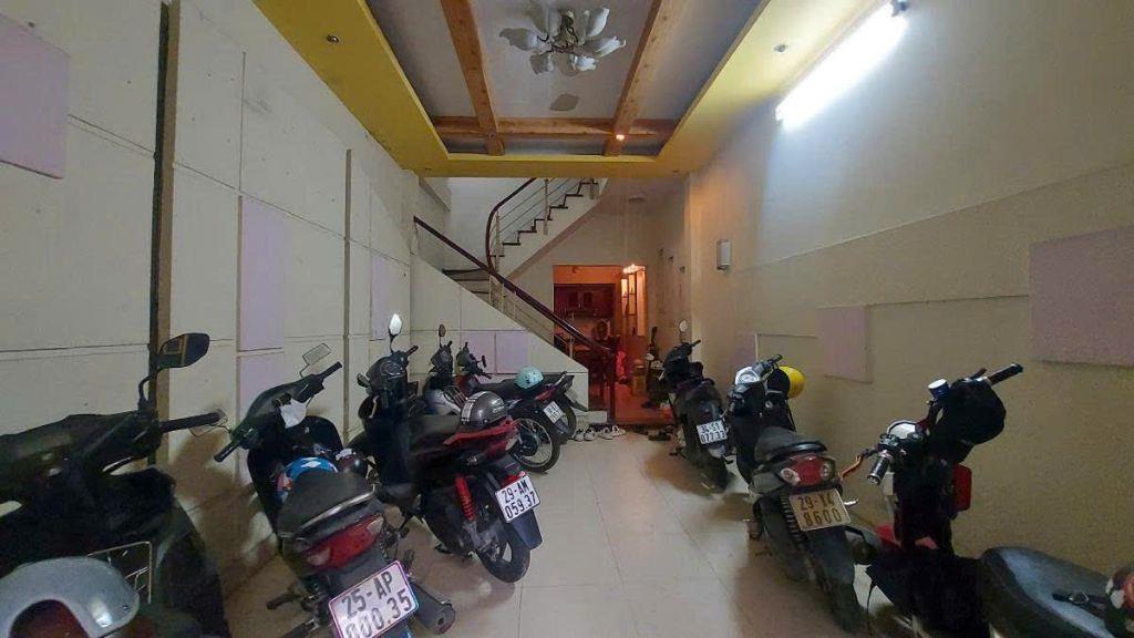 GIÁ CỰC RẺ -BÁN NHÀ RIÊNG 57M2 PHỐ XUÂN THUỶ- Ô TÔ VÀO NHÀ- KINH DOANH- THÔNG NGÕ 44 TRẦN THÁI TÔNG.