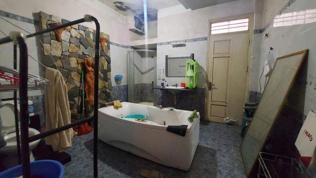 GIÁ CỰC RẺ -BÁN NHÀ RIÊNG 57M2 PHỐ XUÂN THUỶ- Ô TÔ VÀO NHÀ- KINH DOANH- THÔNG NGÕ 44 TRẦN THÁI TÔNG.