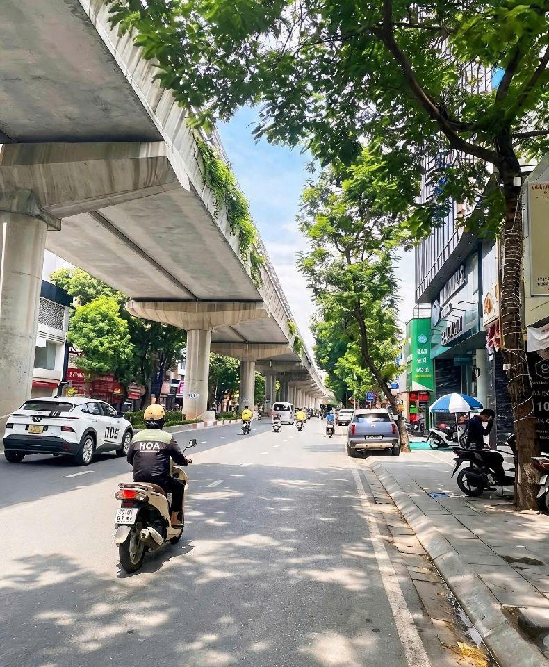 GIÁ CỰC RẺ -BÁN NHÀ RIÊNG 57M2 PHỐ XUÂN THUỶ- Ô TÔ VÀO NHÀ- KINH DOANH- THÔNG NGÕ 44 TRẦN THÁI TÔNG.
