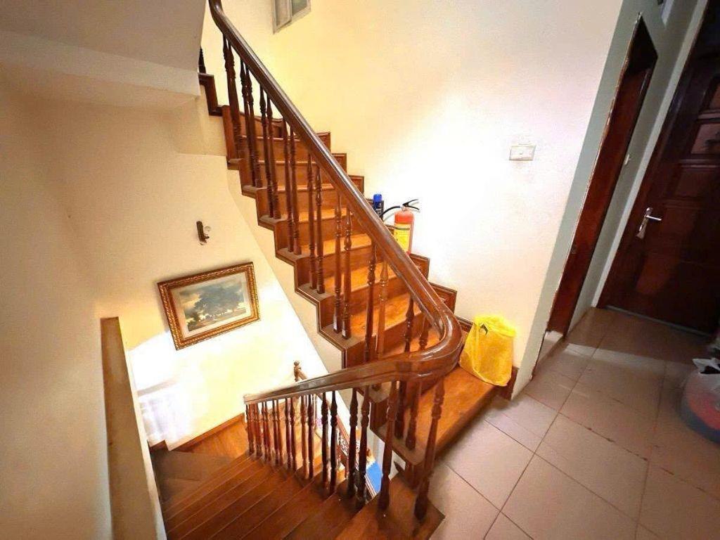 BÁN NHÀ RIÊNG 40M2 TRẦN THÁI TÔNG- LÔ GÓC- KINH DOANH SẦM UẤT- 40M RA PHỐ- NGÕ THÔNG NGÕ 63 TRẦN QUỐC VƯỢNG 