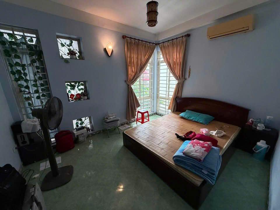 8.7 TỶ - BÁN GẤP NHÀ 37M2 NGÕ 132 CẦU GIẤY - LÔ GÓC - DÂN XÂY - 55M RA PHỐ - NGÕ THÔNG RỘNG 3M