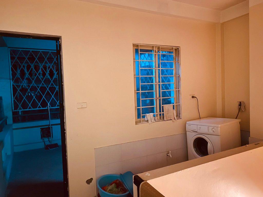 8.7 TỶ - BÁN GẤP NHÀ 37M2 NGÕ 132 CẦU GIẤY - LÔ GÓC - DÂN XÂY - 55M RA PHỐ - NGÕ THÔNG RỘNG 3M
