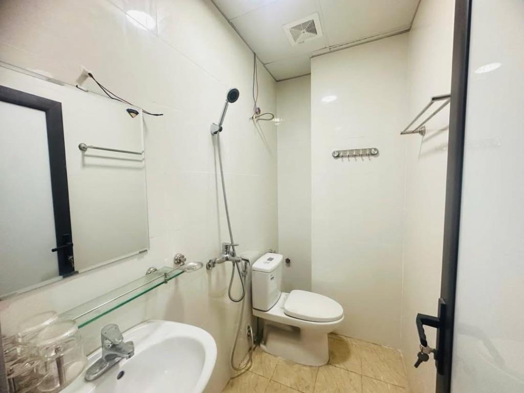 7.8 TỶ BÁN NHÀ 35M2 NGÕ 66 HỒ TÙNG MẬU - Ô TÔ ĐỖ CỬA - 35M RA Ô TÔ TRÁNH