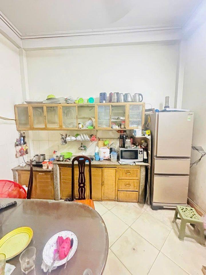 12.6 TỶ CHÍNH CHỦ BÁN NHÀ 40M2 PHÂN LÔ XUÂN THỦY - ÔTÔ TRÁNH VÀO NHÀ - LÔ GÓC 3 MẶT TIỀN