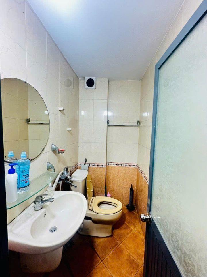 12.6 TỶ CHÍNH CHỦ BÁN NHÀ 40M2 PHÂN LÔ XUÂN THỦY - ÔTÔ TRÁNH VÀO NHÀ - LÔ GÓC 3 MẶT TIỀN