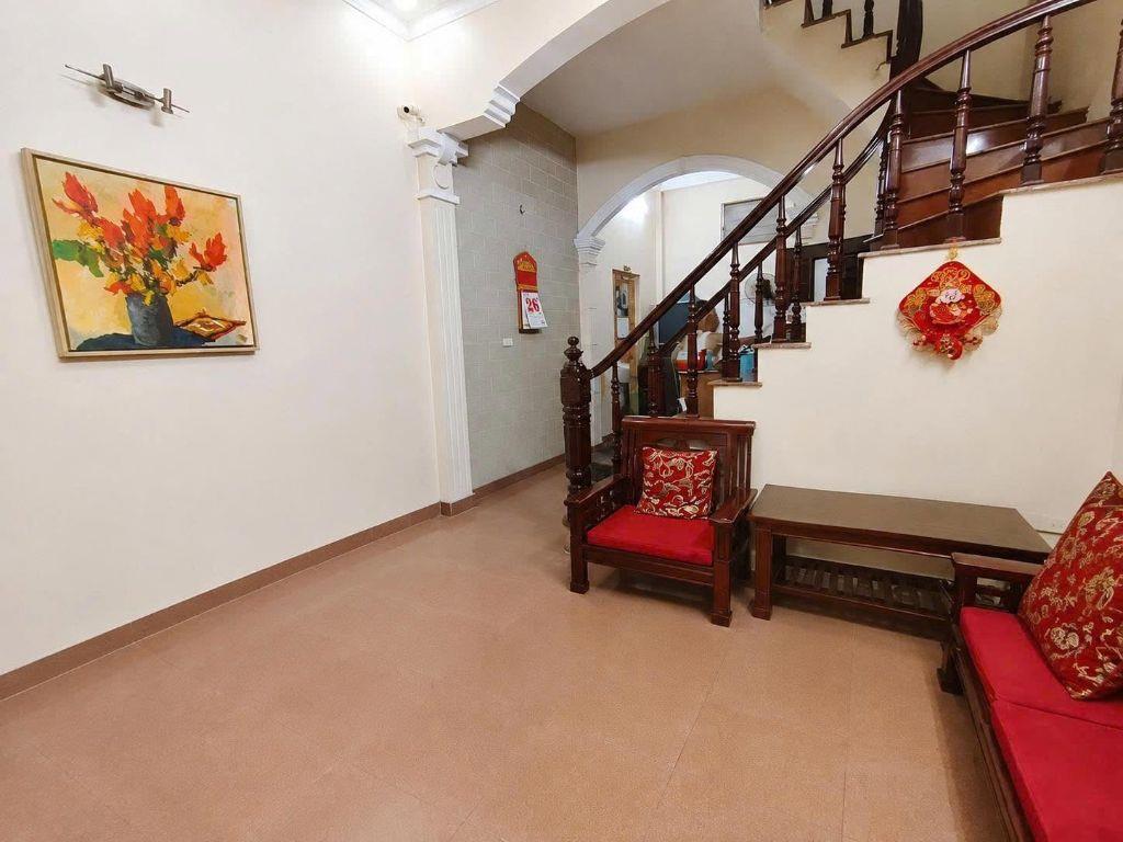 9.6 TỶ - BÁN NHÀ 37M2 NGUYỄN KHÁNH TOÀN - Ô TÔ QUA NHÀ - MẶT NGÕ THÔNG - KINH DOANH - DÂN XÂY- 20 RA PHỐ