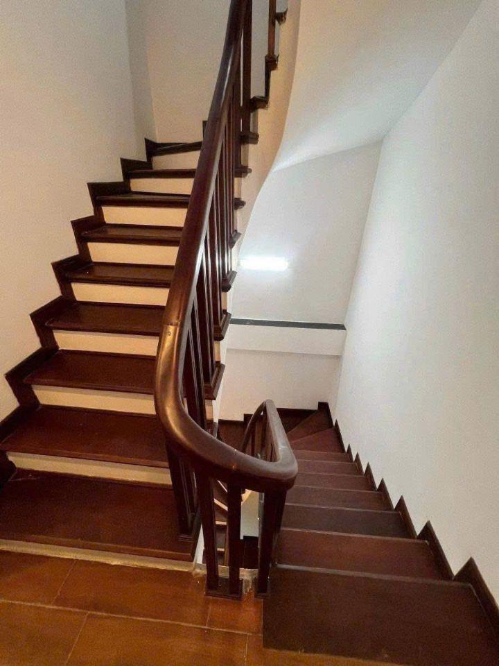 13 TỶ BÁN NHÀ CCMN 52M2 NGÕ 44 TRẦN THÁI TÔNG -9 PHÒNG CHO THUÊ- 30M RA Ô TÔ- 65M RA PHỐ