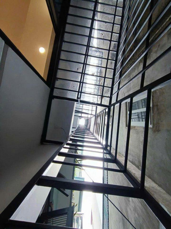 13 TỶ BÁN NHÀ CCMN 52M2 NGÕ 44 TRẦN THÁI TÔNG -9 PHÒNG CHO THUÊ- 30M RA Ô TÔ- 65M RA PHỐ