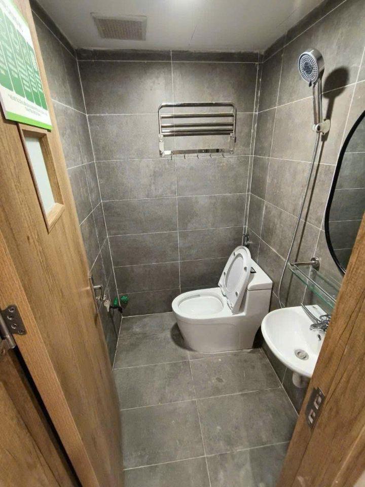 13 TỶ BÁN NHÀ CCMN 52M2 NGÕ 44 TRẦN THÁI TÔNG -9 PHÒNG CHO THUÊ- 30M RA Ô TÔ- 65M RA PHỐ