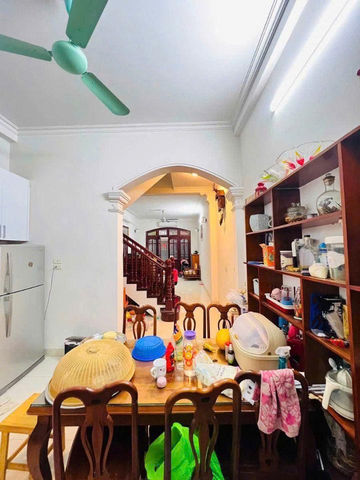 14.9 TỶ - BÁN NHÀ 40M2 NGÕ 175 LẠC LONG QUÂN - Ô TÔ TRÁNH VÀO NHÀ - DÂN XÂY - Ở VÀ KINH DOANH VĂN PHÒNG