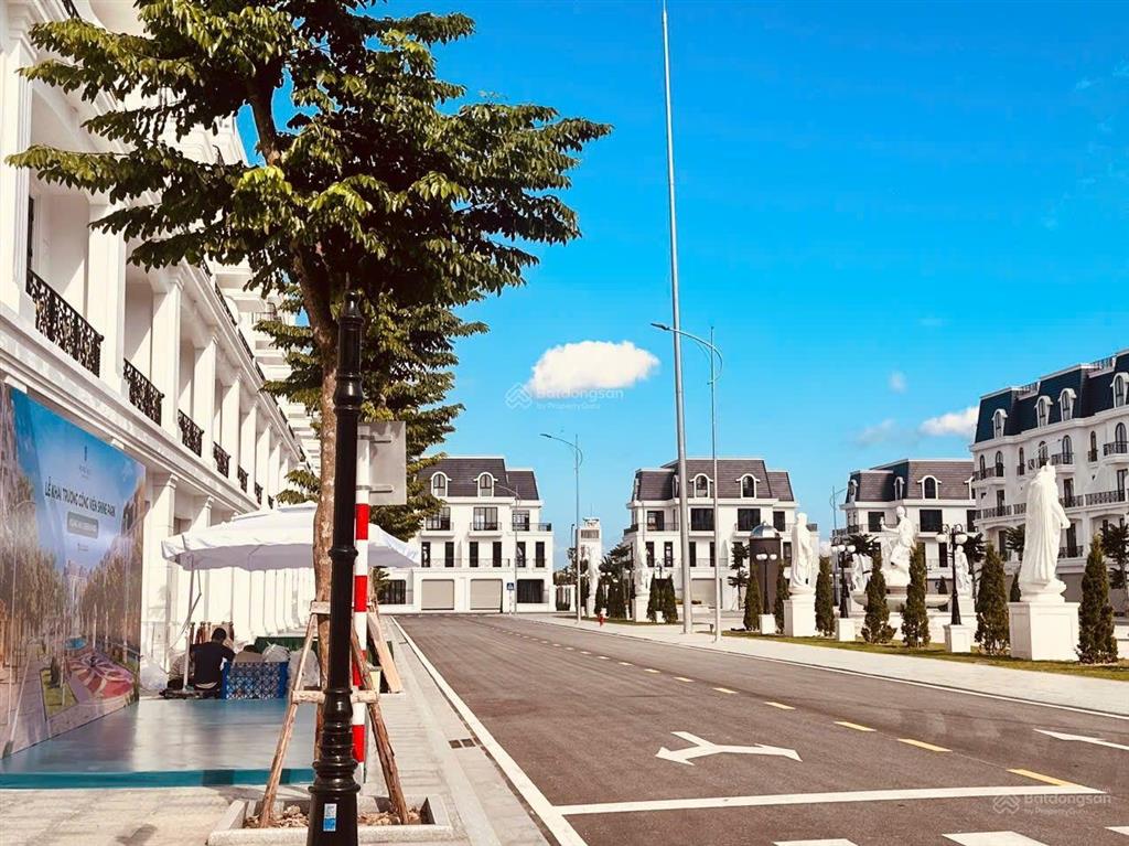 Cần bán căn shophouse mặt tiền 5.5m rẻ tại dự án hoàng huy green river giá chỉ hơn 70tr/m2