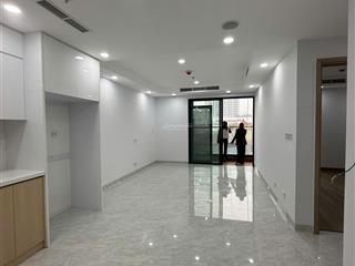 Gia đình cần cho thuê căn hộ 2pn2wc 92m2 tại chung cư skyline westlake tây hồ giá 20 triệu