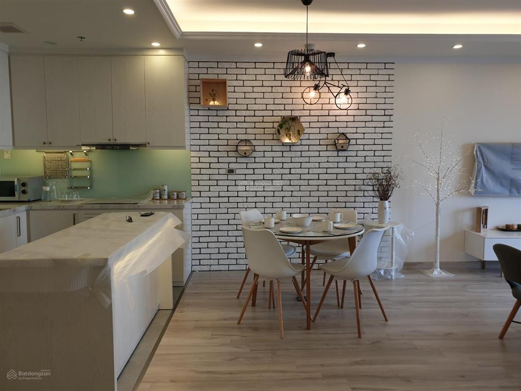 Gia đình cần cho thuê căn hộ 2pn2wc tại chung cư d'leroi soleil