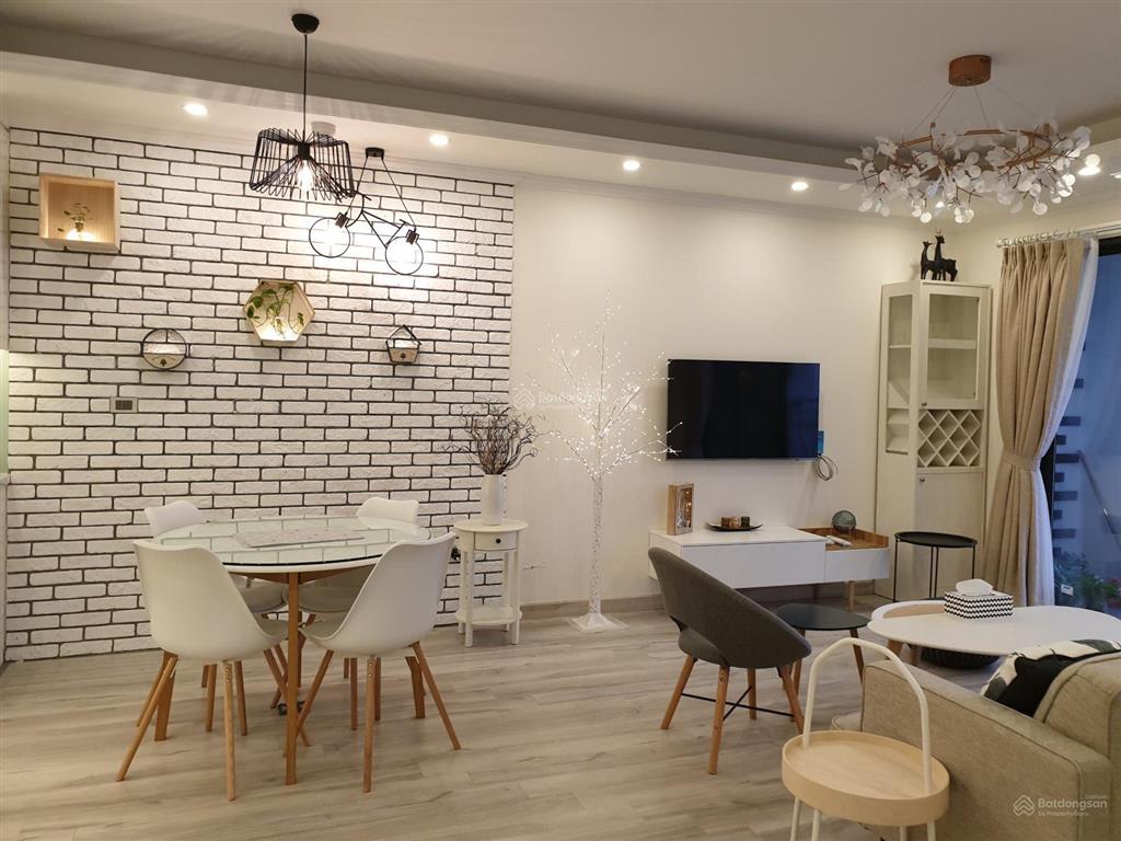 Gia đình cần cho thuê căn hộ 2pn2wc tại chung cư d'leroi soleil