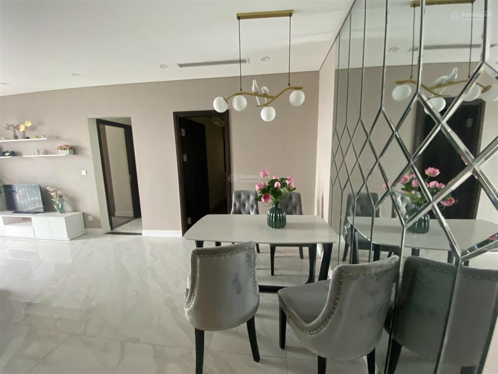Gia đình cần cho thuê căn hộ 2pn1wc tại chung cư d’. el dorado vào ở được luôn
