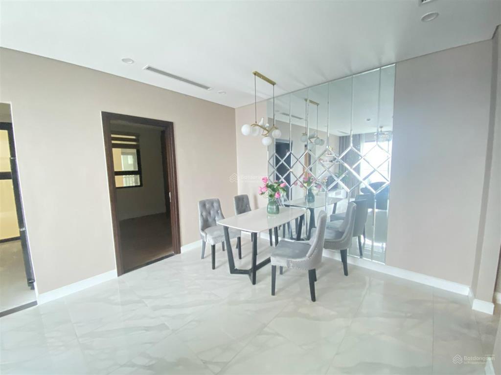 Gia đình cần cho thuê căn hộ 2pn1wc tại chung cư d’. el dorado vào ở được luôn