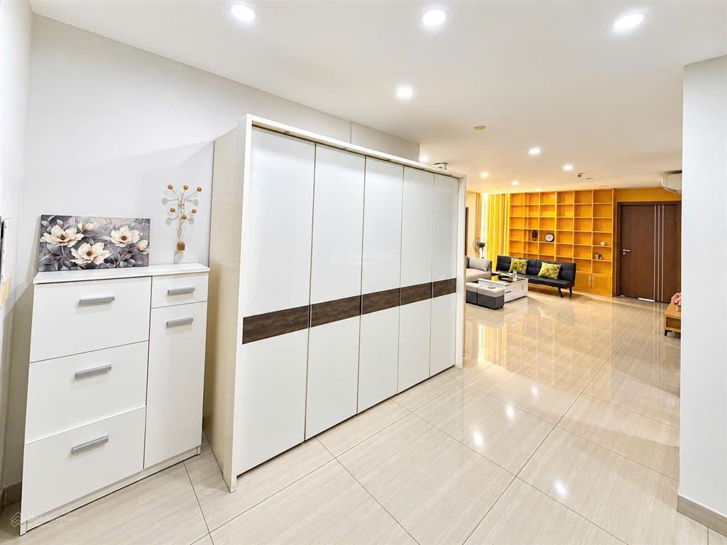Gia đình cần cho thuê căn hộ 3pn 114m2 tại tòa the link