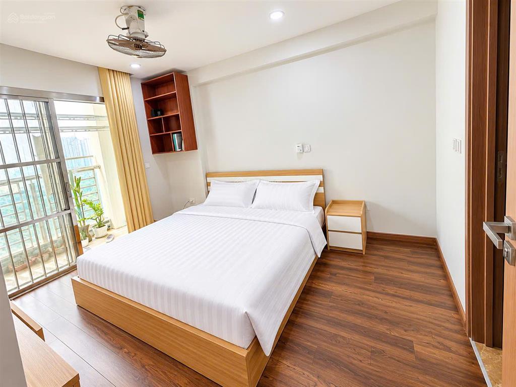 Gia đình cần cho thuê căn hộ 3pn 114m2 tại tòa the link
