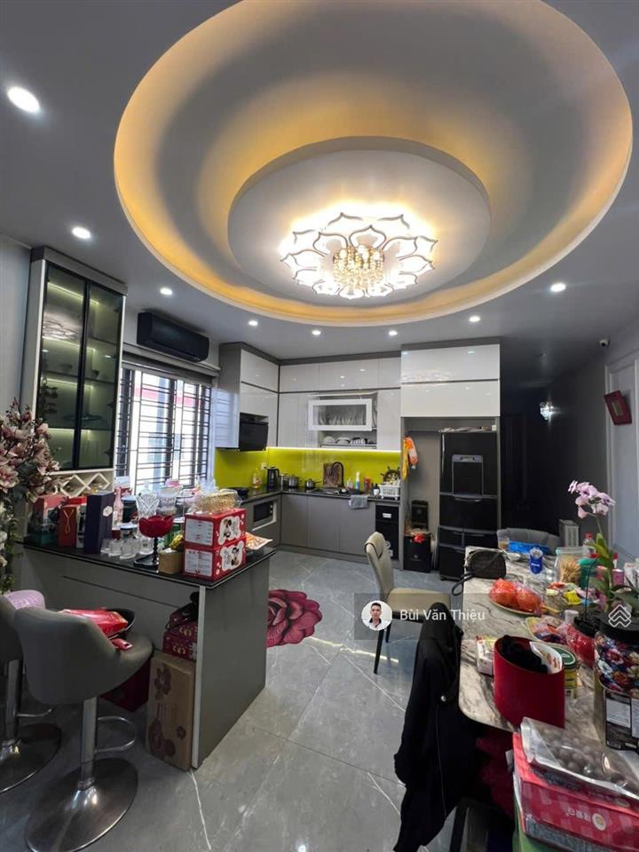 Nhà mặt đường dư hàng, 130m2 lô góc đang cho thuê 22tr/tháng