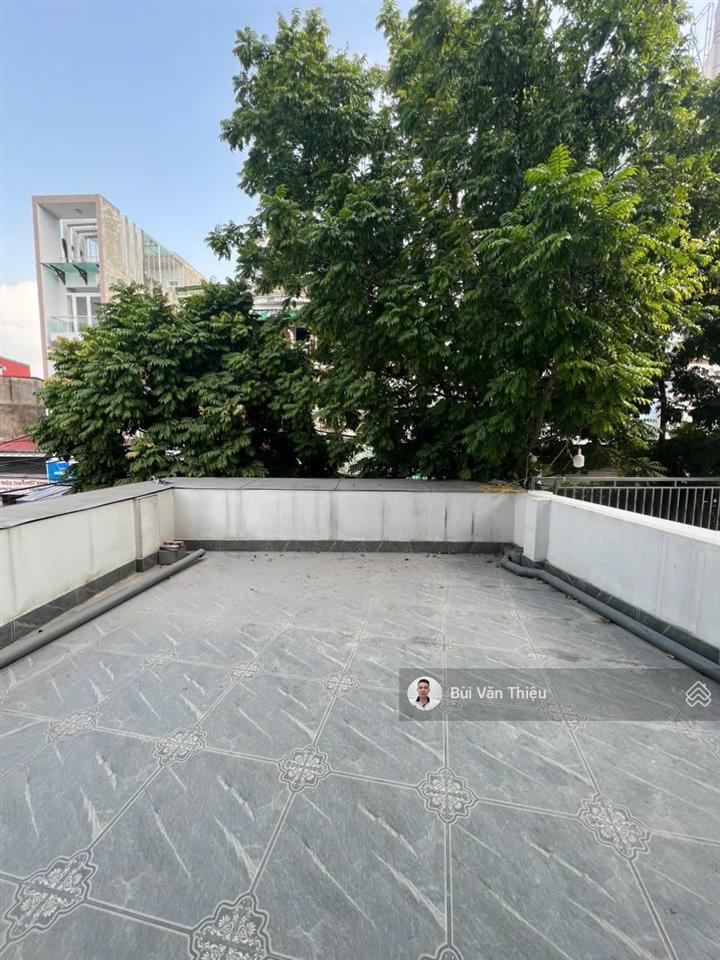 Nhà mặt đường dư hàng, 130m2 lô góc đang cho thuê 22tr/tháng