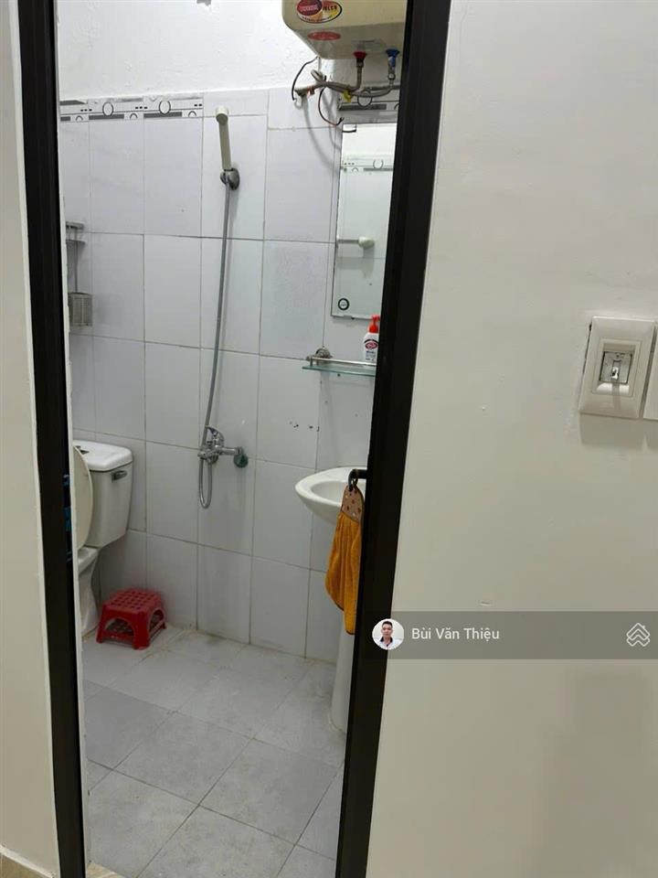 Nhà 5 tầng mặt đường trần nguyên hãn, xây cực đẹp